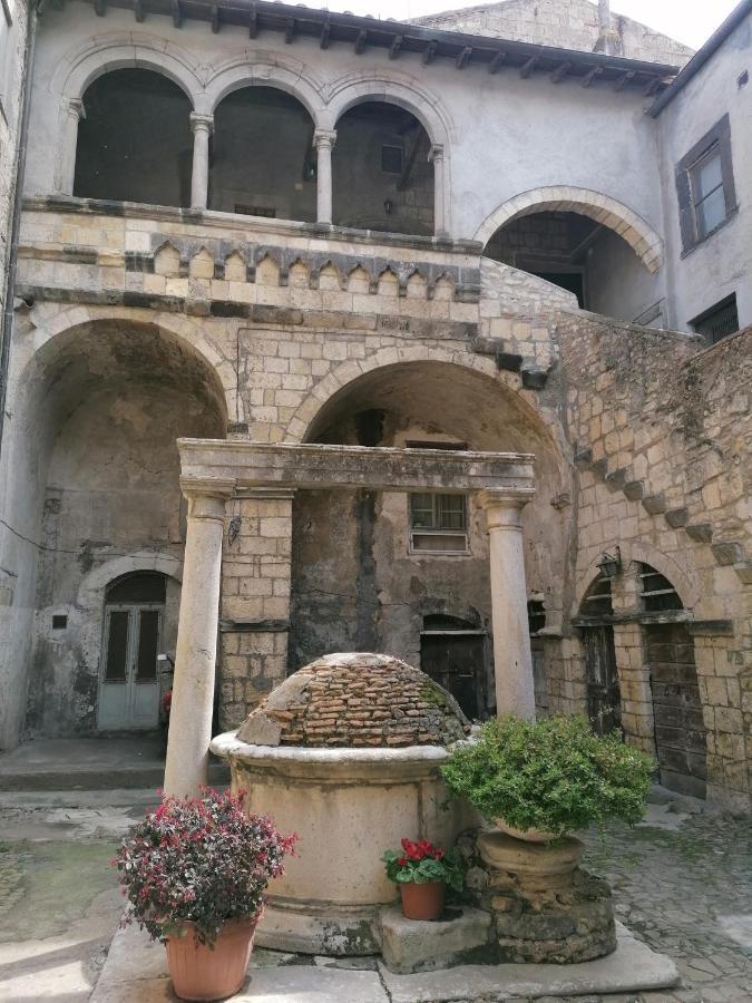 Casa Del Palazzo Del Marchese Apartment Tarquinia Bagian luar foto