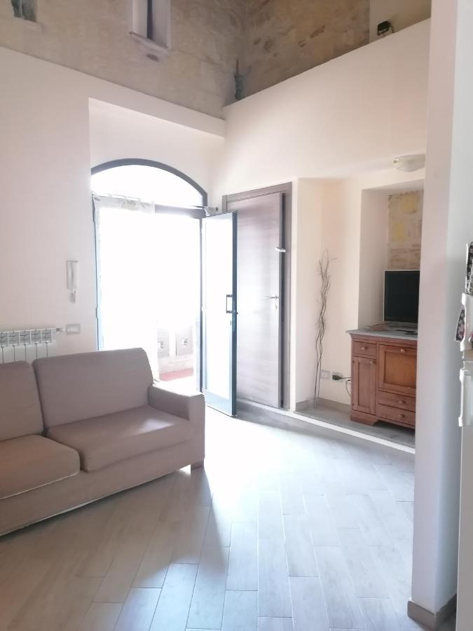 Casa Del Palazzo Del Marchese Apartment Tarquinia Bagian luar foto